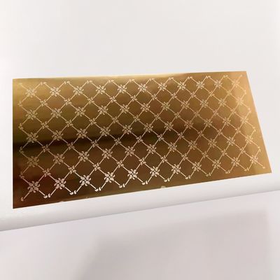 5 άξονες σύνδεση 100W Fiber Laser Etching Machine για πλάκα από ανοξείδωτο χάλυβα
